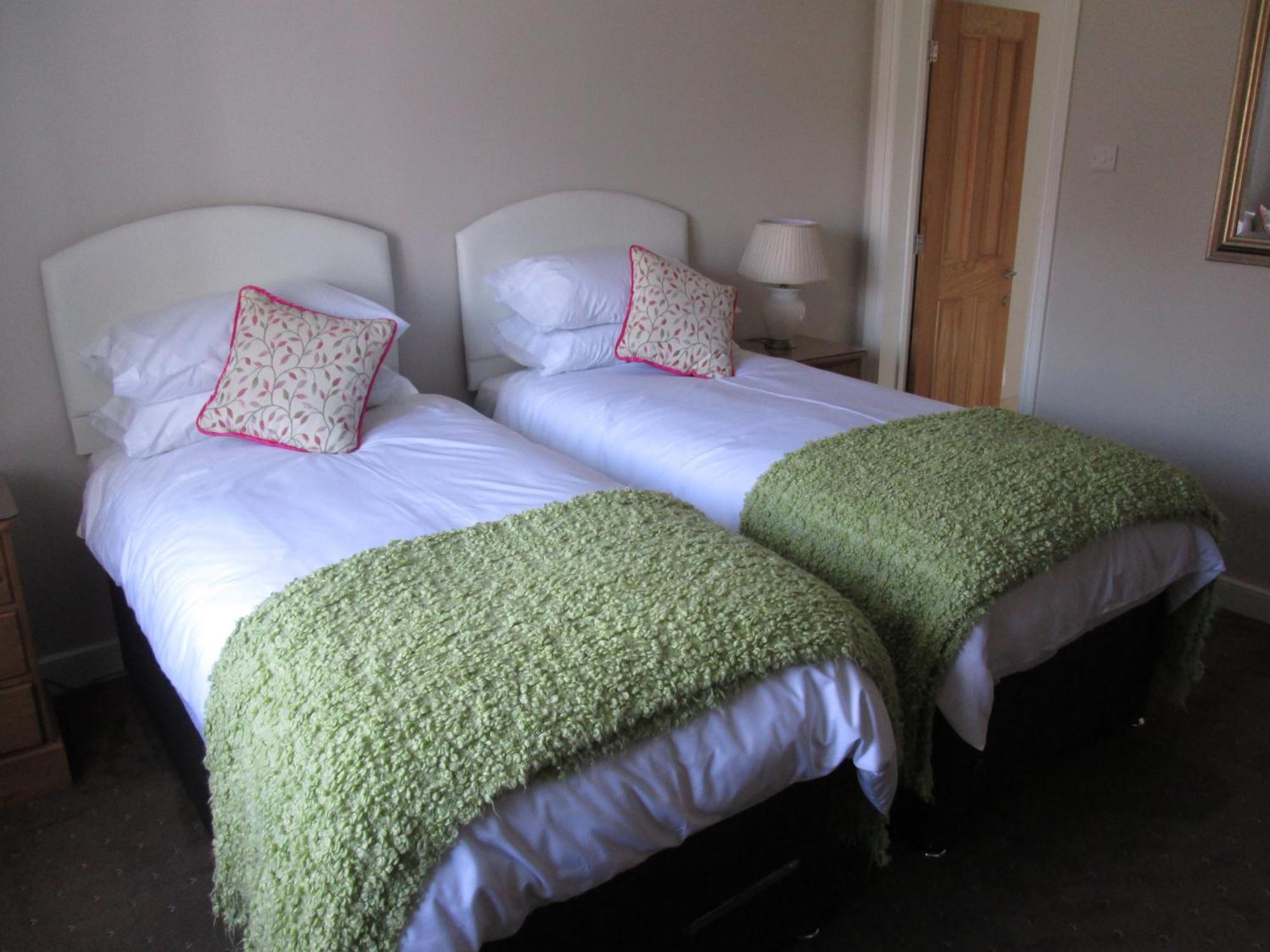 Three-Cranes Bed and Breakfast Turvey Δωμάτιο φωτογραφία